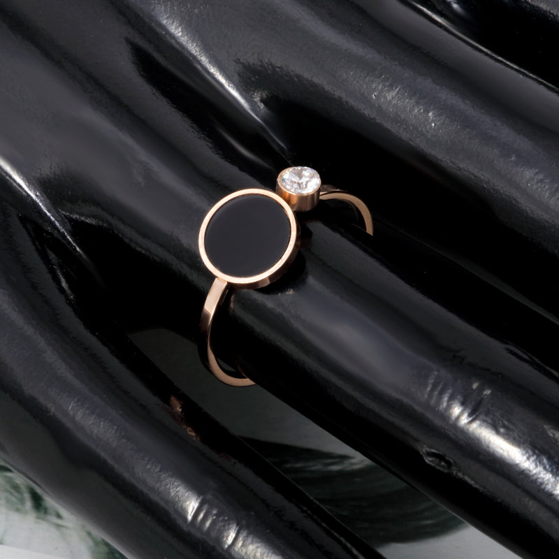 Classic Round Black Ring