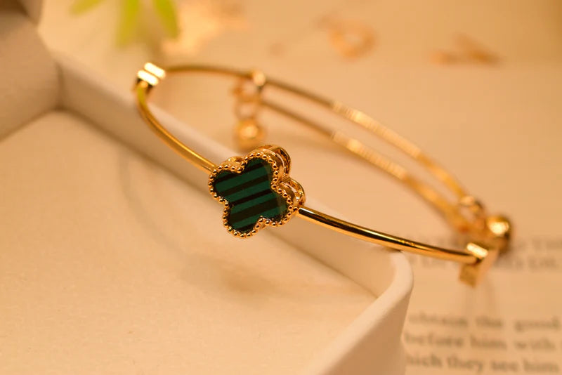 Beautiful Fancy Flower Design Gold Plated Bracelet for Girls